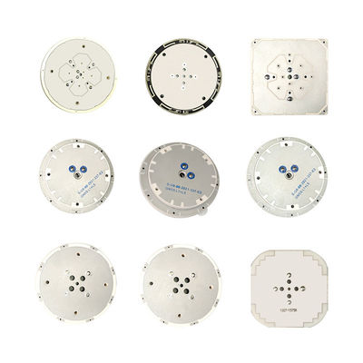 Disesuaikan 1160-1660MHz Beidou Dibangun-dalam High-gain Vehicle Navigation Antenna
